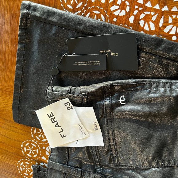 Casey High-Rise Ankle Flare - Coated Black - Picture 10 of 10